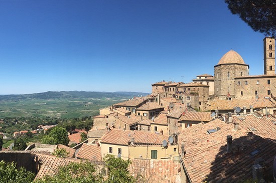 Silvia Renzoni Tour in Tuscany and Truffle Hunting Silvia Renzoni Tour in Tuscany and Truffle Hunting